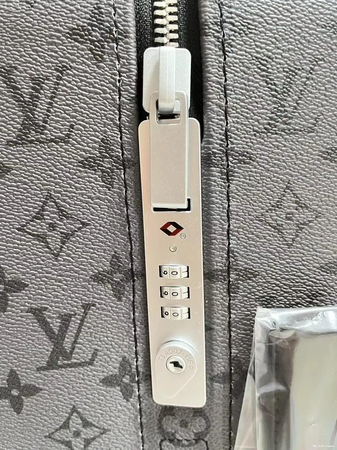 55 YAYOI CUSTOM CABIN SUITCASE HORIZON 37L PUMPKIN 0624